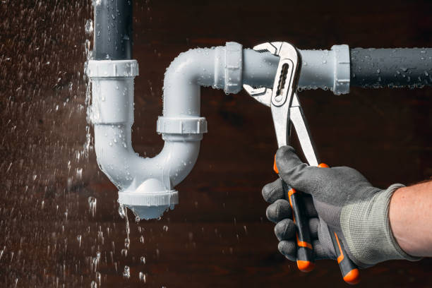 Professional Plumbing technician working in New River, VA
